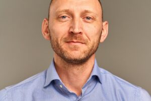Dr. Erik Klok headshot