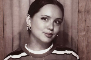 Lucy Wybrow, a CVST survivor diagnosed with cerebral venous sinus thrombosis and Protein C deficiency after being initially dismissed with an ear infection diagnosis in late 2024.